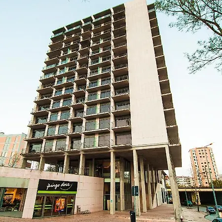 アパート Tower View アヴェイロ